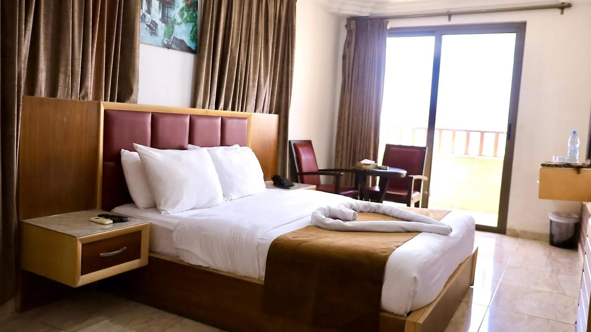 The Yacht Hotel Akaba